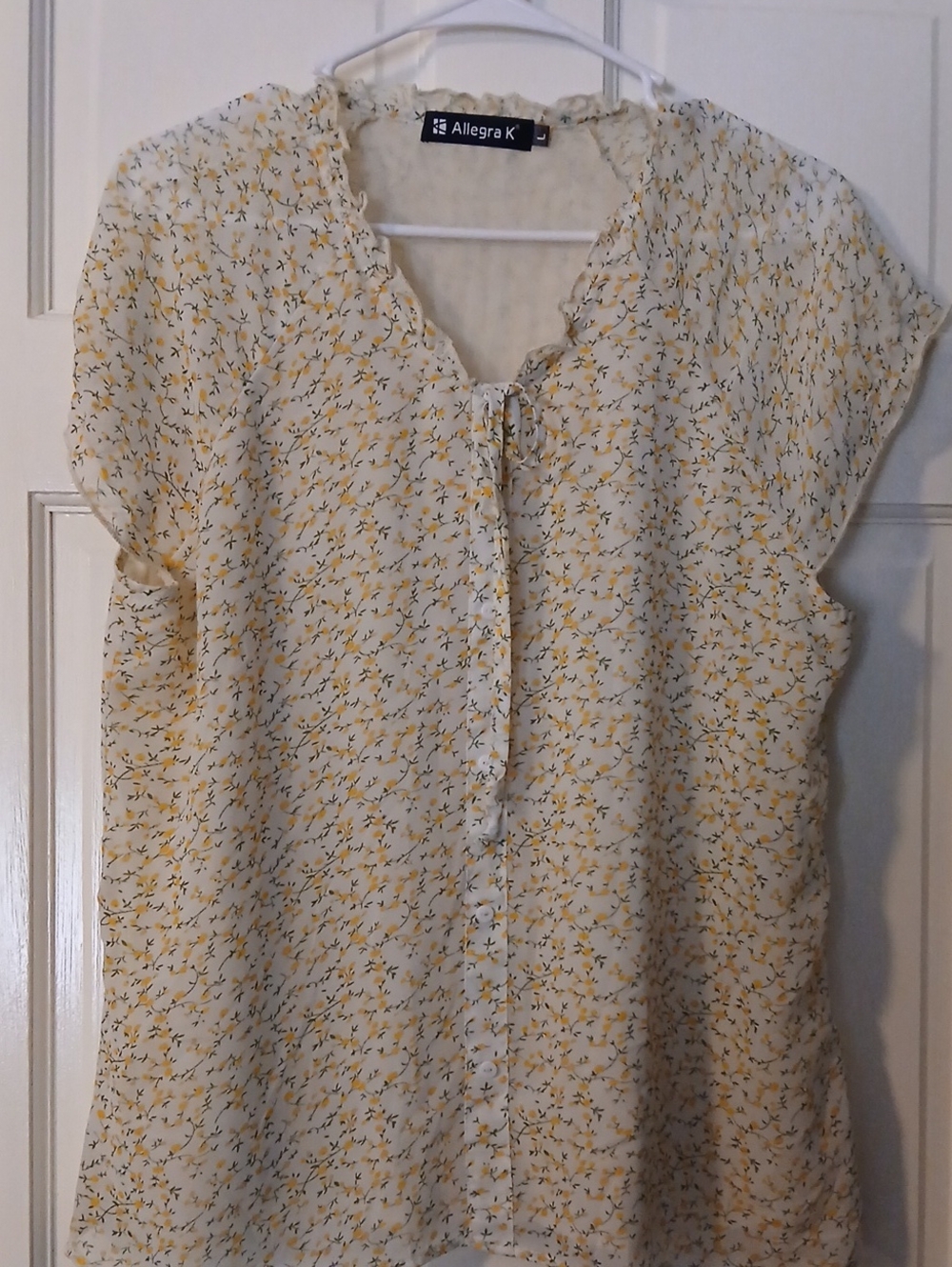 Allegra K Women's Cream Yellow Floral Tie-Front Cap Sleeve Top